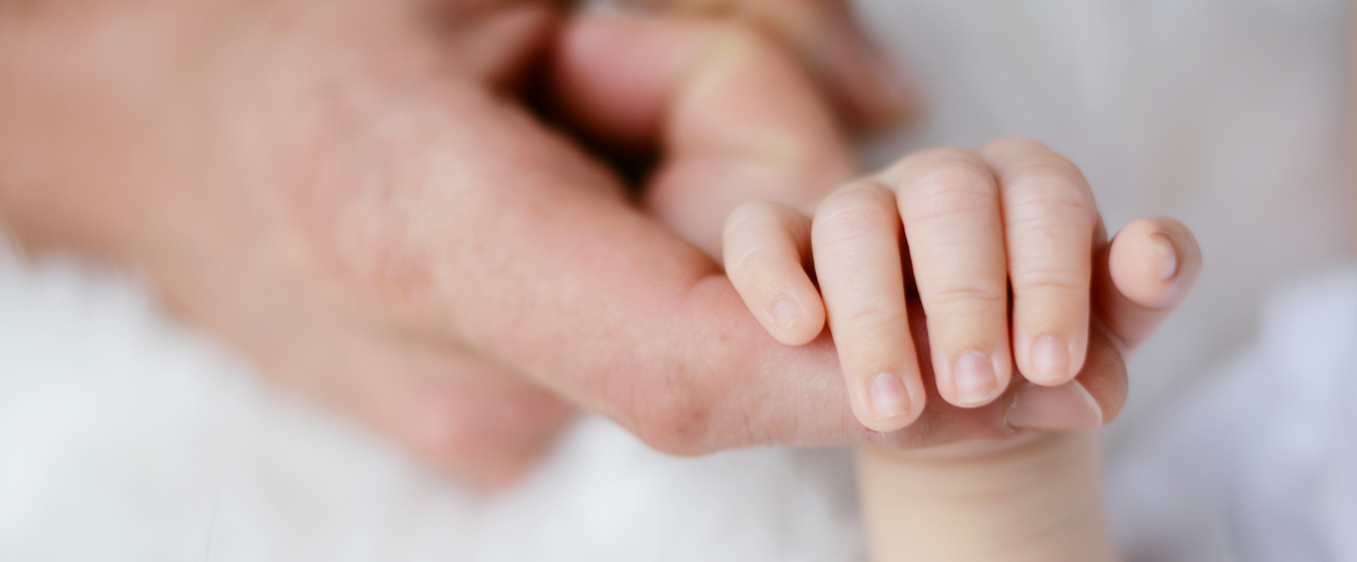 Understanding Newborn Reflexes: Grasping, Sucking and Startle
